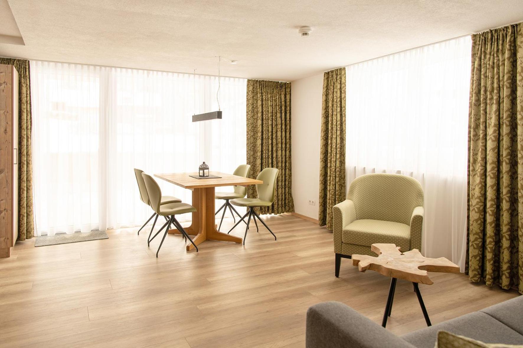 Tannberg Lodge Schroecken Ngoại thất bức ảnh